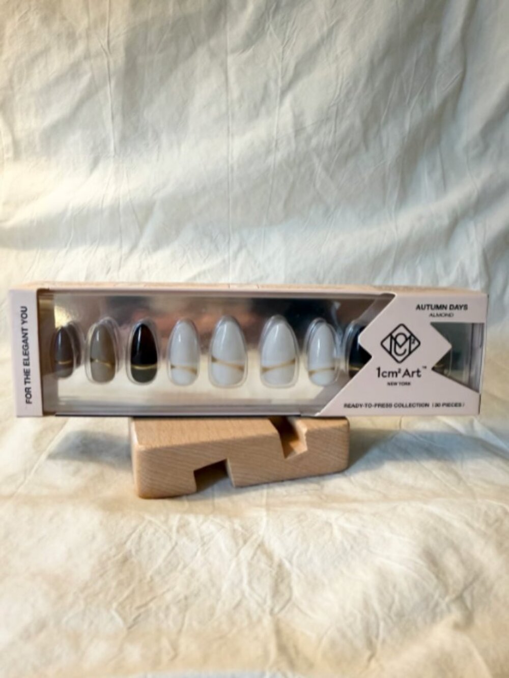 NIB 1cm2 Autumn Days Press on Nail Set